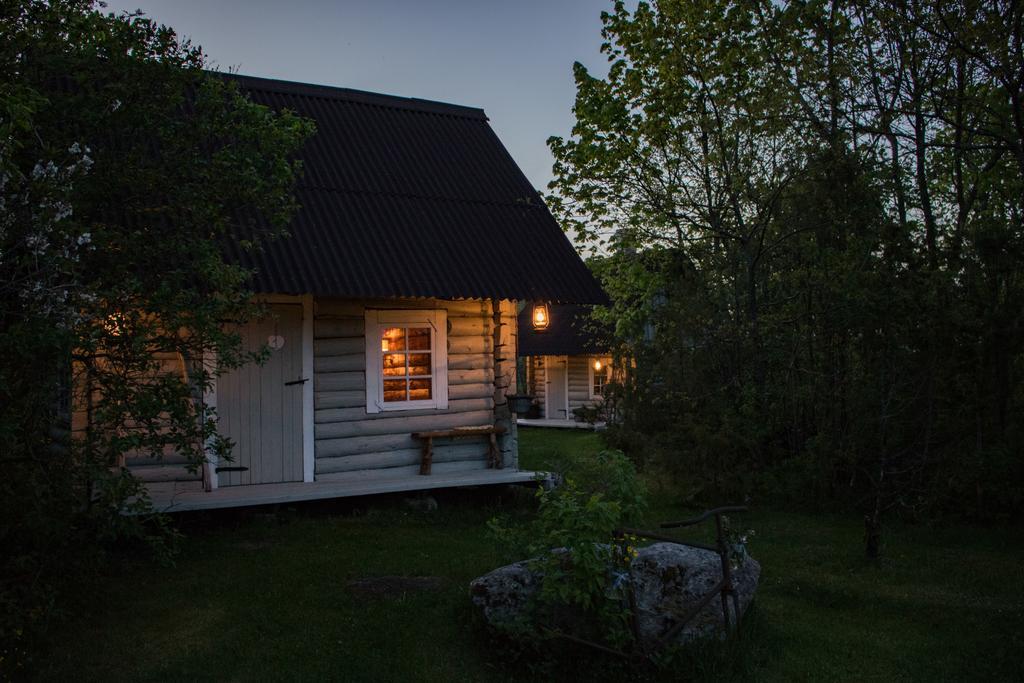 Kuusetuka Tourism Farm Pahkla Exterior foto