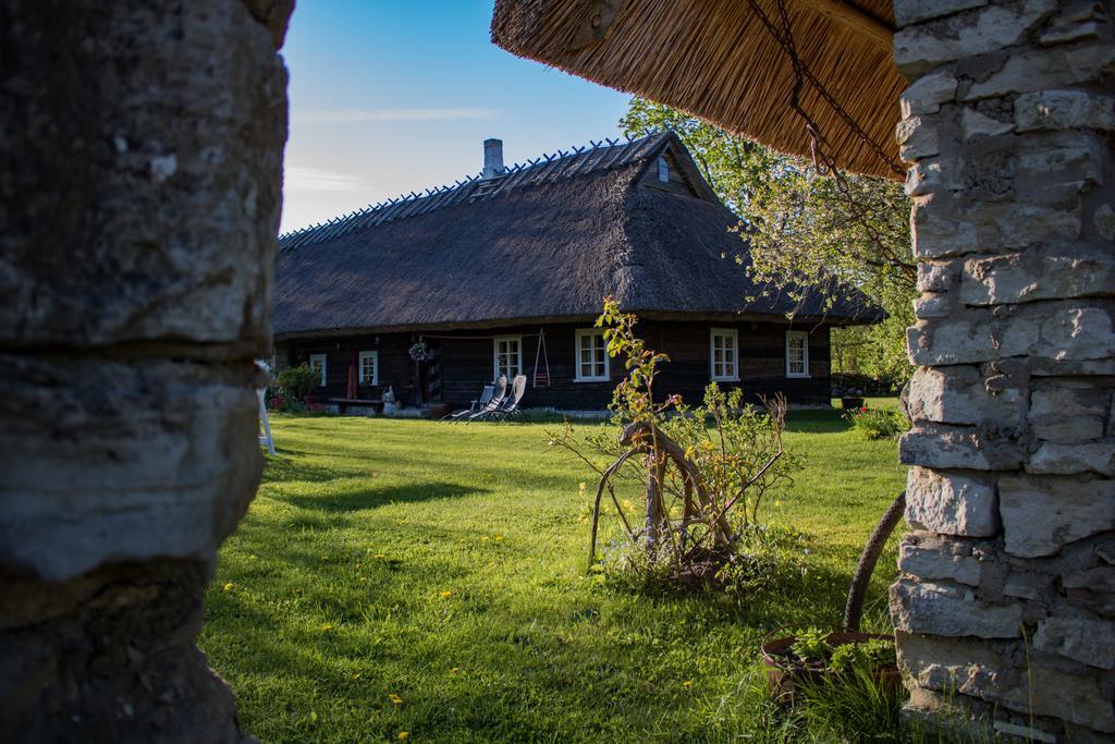 Kuusetuka Tourism Farm Pahkla Exterior foto